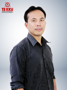 รศ. ดร.รุ่งโรจน์ อาจเวทย์ กรรมการ