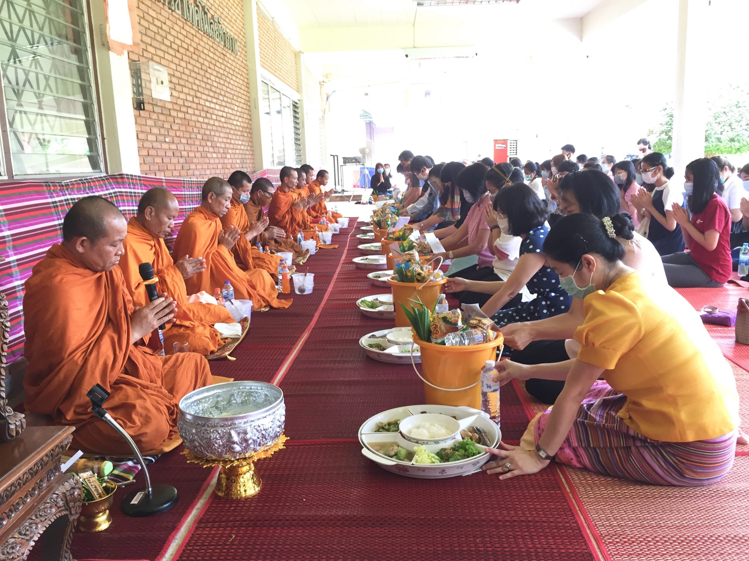 สาขาวิชาเทคโนโลยีชีวภาพ คณะเทคโนโลยี ได้จัดพิธีทำบุญ เพื่อเป็นการสืบสานวัฒนธรรมอันดีงาม