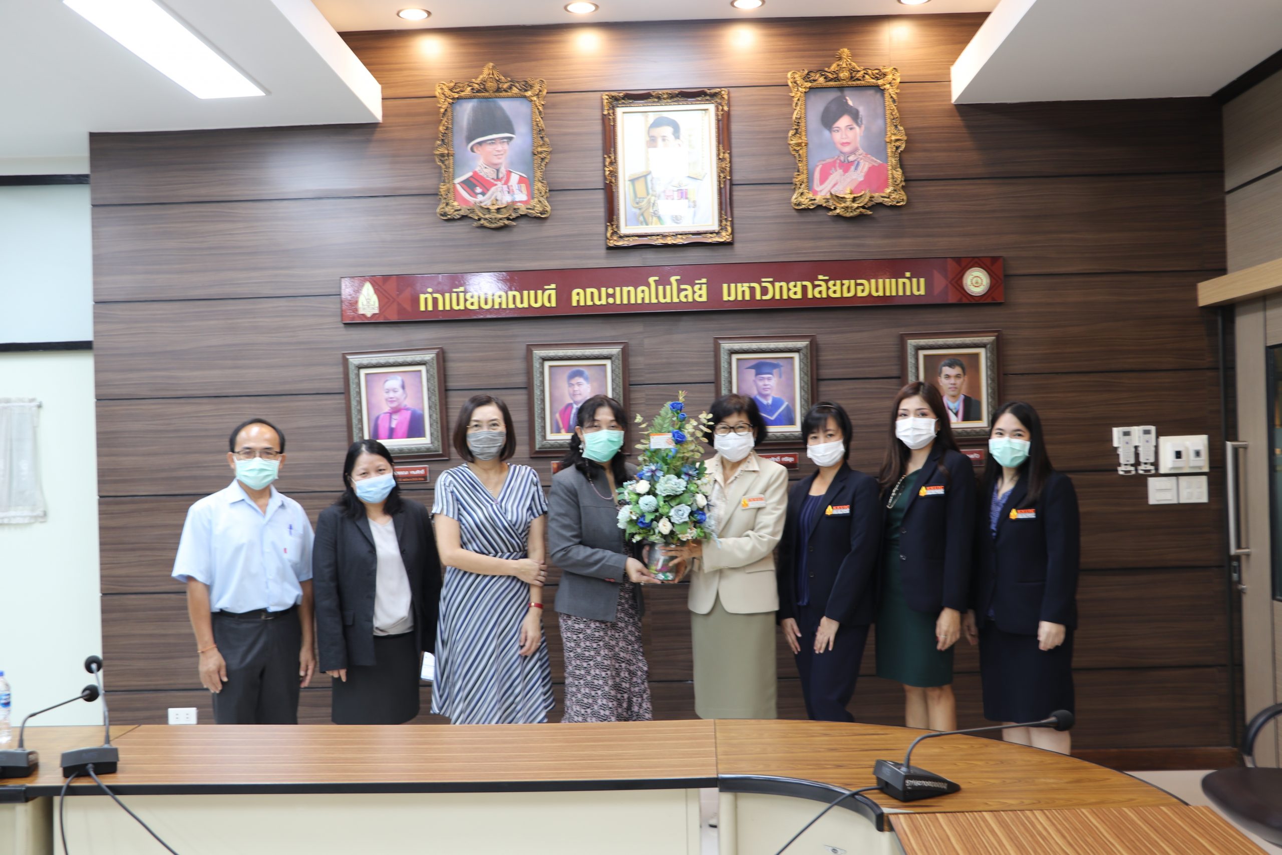 วิทยาลัยนานาชาติ มหาวิทยาลัยขอนแก่น ร่วมแสดงความยินดีกับคณบดีและทีมผู้บริหารของคณะเทคโนโลยี