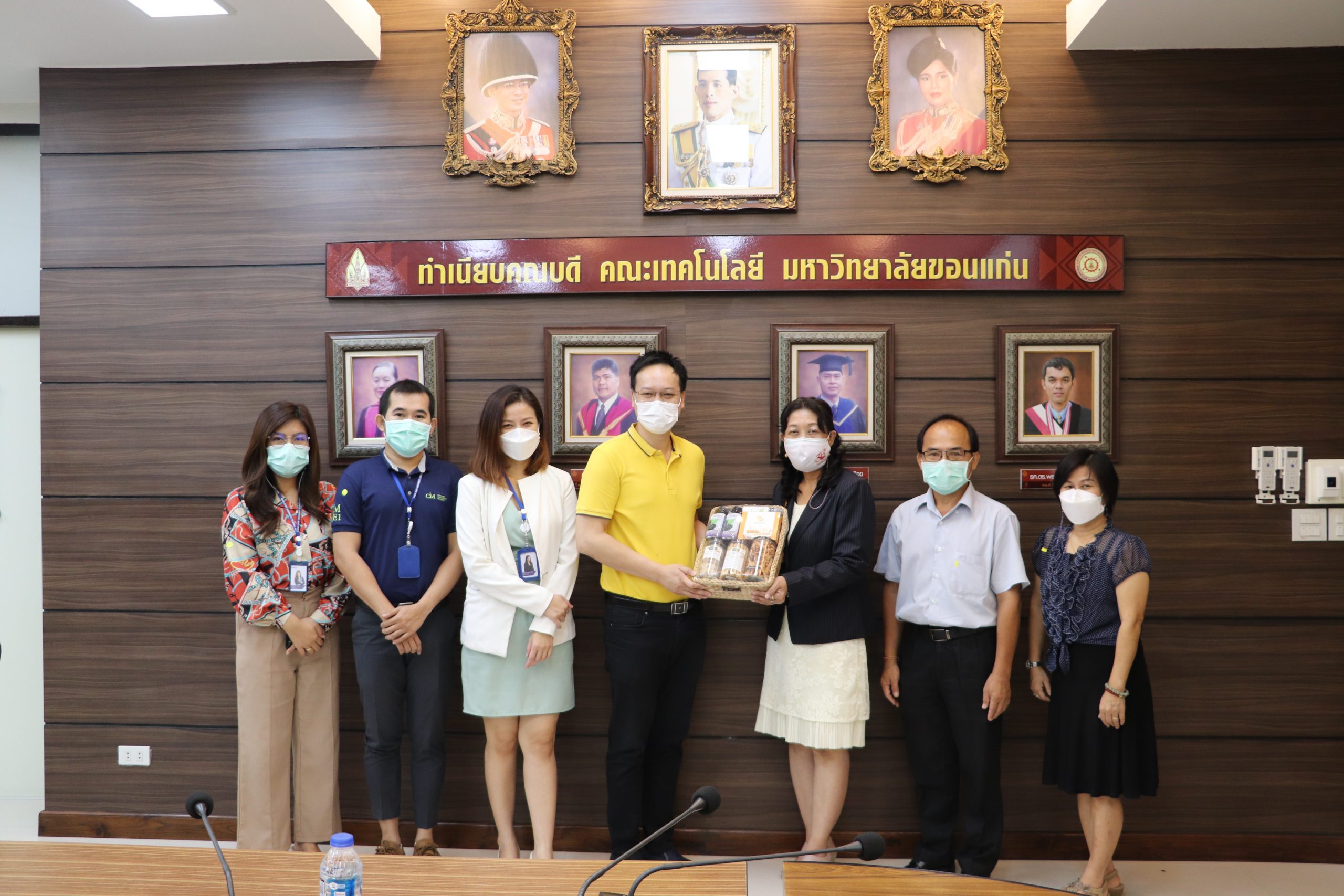 สำนักงานอุทยานวิทยาศาสตร์ มหาวิทยาลัยขอนแก่น ร่วมแสดงความยินดีกับคณบดีและทีมผู้บริหารของคณะเทคโนโลยี