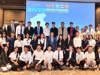 ร่วมเป็นกำลังใจให้กับทีมนักศึกษามหาวิทยาลัยขอนแก่น ในฐานะทีมผู้แทนประเทศไทย เข้าร่วมการแข่งขัน the MRC River Monitoring Technology Competition 2023