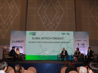 คณะเทคโนโลยี มข. ได้รับเชิญร่วมบรรยาย ห้วข้อ GLOBAL BIOTECH FORESIGHT : BUILDING FUTURE TECHNOLOGIES & BUSINESS OPPORTUNITY ในงาน LAB Future & BIO Expo 2024