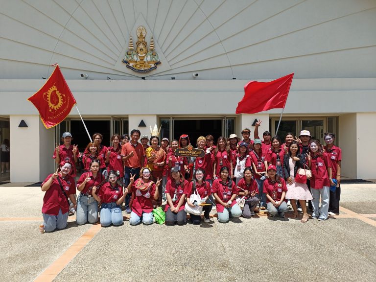 คณะเทคโนโลยี มข. นำนักศึกษาใหม่เข้าร่วมกิจกรรมปฐมนิเทศ ประจำปีการศึกษา 2568 “มอขอไข่ ฮักน้องใหม่ สู่อ้อมใจ ในเดือน”