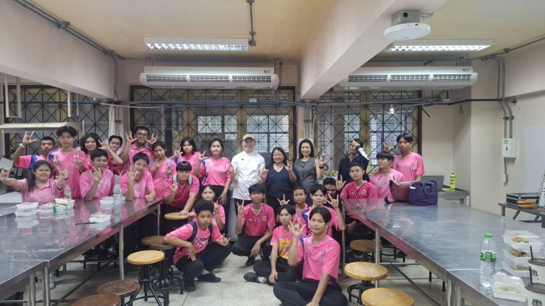 คณะเทคโนโลยี มข. สร้างโอกาสผู้พิการทางการได้ยิน ผ่านโครงการร้านกาแฟและเบเกอรี่เพื่อสังคมอย่างยั่งยืน