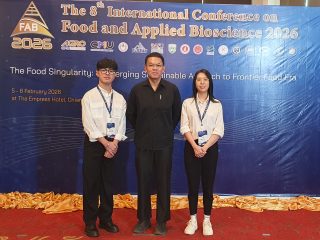 คณะเทคโนโลยี มข. ร่วมนำเสนอผลงานวิชาการงาน เข้าร่วมประชุมวิชาการระดับนานาชาติ The 8 th International Conference on Food and AppliedBioscience 2026 (FAB2026) : The Food Singularity: Converging Sustainable Agritech to FrontierFood ER